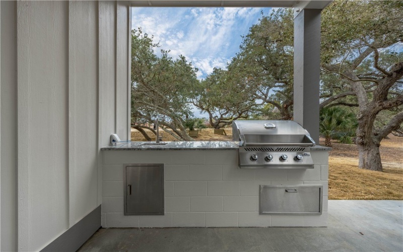 151 Front St, Rockport, TX 78382, 3 Bedrooms Bedrooms, ,2 BathroomsBathrooms,Residential,For Sale,151 Front St,0,471623