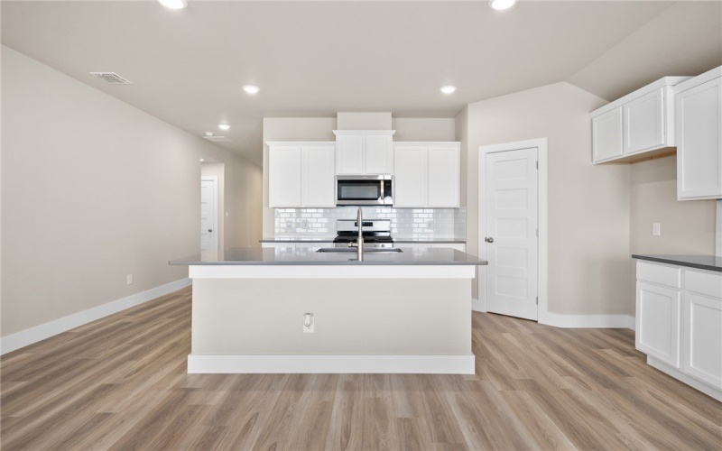 1018 St Croix Drive, Rockport, TX 78382, 4 Bedrooms Bedrooms, ,2 BathroomsBathrooms,Residential,For Sale,1018 St Croix Drive,0,471655