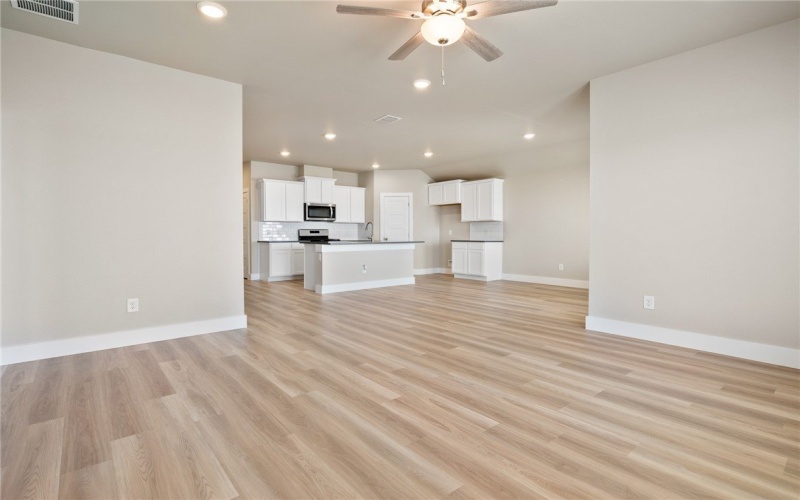 1018 St Croix Drive, Rockport, TX 78382, 4 Bedrooms Bedrooms, ,2 BathroomsBathrooms,Residential,For Sale,1018 St Croix Drive,0,471655