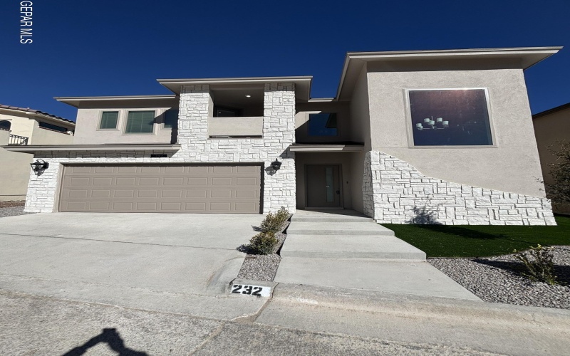 232 Canyon Terrace Drive, El Paso, TX 79902, 3 Bedrooms Bedrooms, ,2 BathroomsBathrooms,Residential,For Sale,232 Canyon Terrace Drive,0,938223