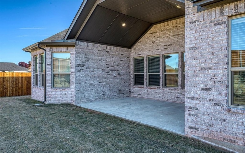 2905 Chert Court, Sherman, TX 75092, 4 Bedrooms Bedrooms, ,3 BathroomsBathrooms,Residential,For Sale,2905 Chert Court,0,21180637