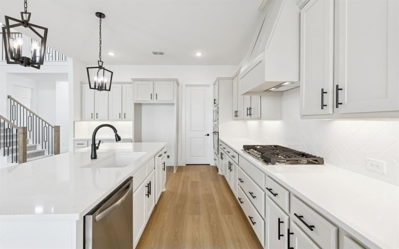 4720 Bishop Street, McKinney, TX 75071, 4 Habitaciones Habitaciones , ,5 BañosBaños,Residential,En Venta,4720 Bishop Street,0,21180772