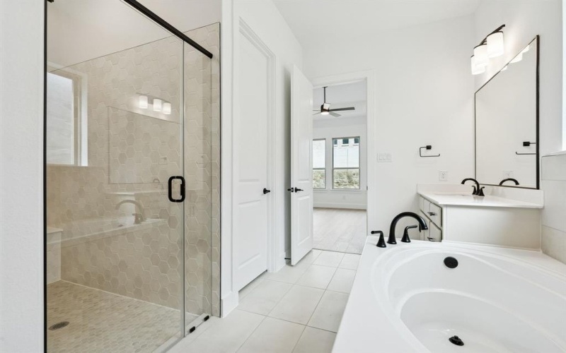 4720 Bishop Street, McKinney, TX 75071, 4 Habitaciones Habitaciones , ,5 BañosBaños,Residential,En Venta,4720 Bishop Street,0,21180772