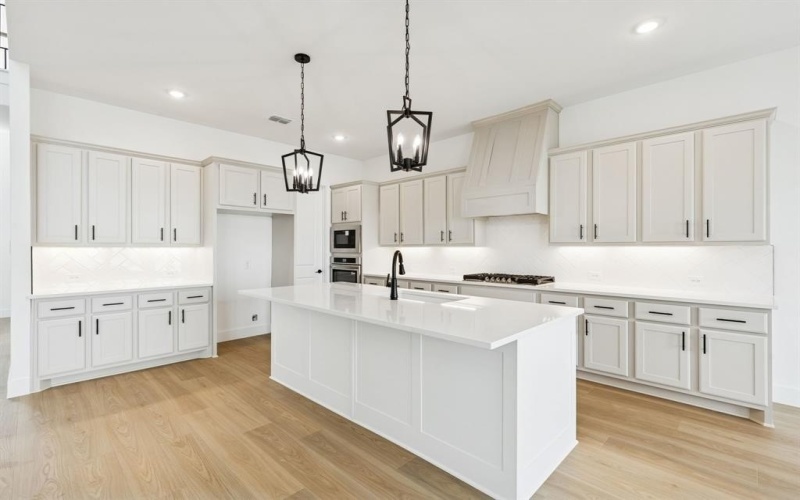 4720 Bishop Street, McKinney, TX 75071, 4 Habitaciones Habitaciones , ,5 BañosBaños,Residential,En Venta,4720 Bishop Street,0,21180772