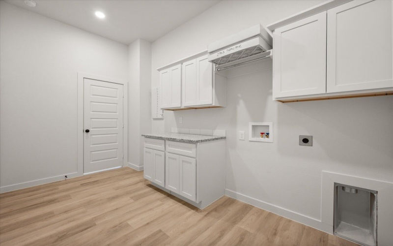 2903 Tractor Avenue, Wolfforth, TX 79382, 4 Habitaciones Habitaciones , ,3 BañosBaños,Residential,En Venta,2903 Tractor Avenue,0,202602075