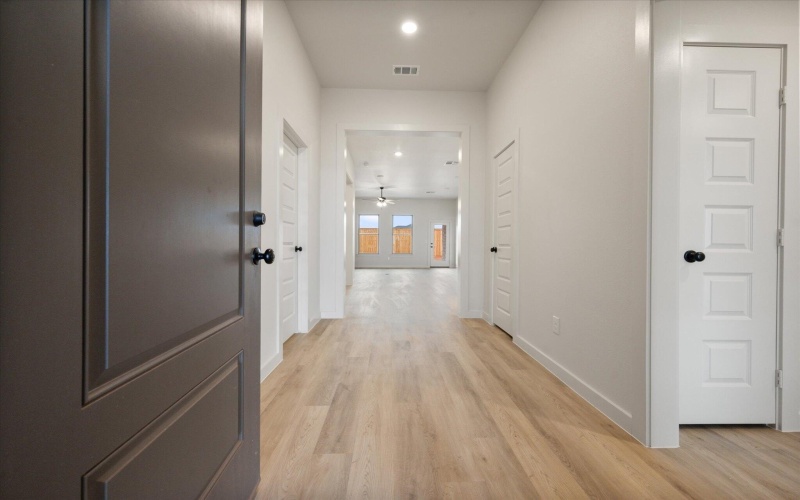 2903 Tractor Avenue, Wolfforth, TX 79382, 4 Habitaciones Habitaciones , ,3 BañosBaños,Residential,En Venta,2903 Tractor Avenue,0,202602075