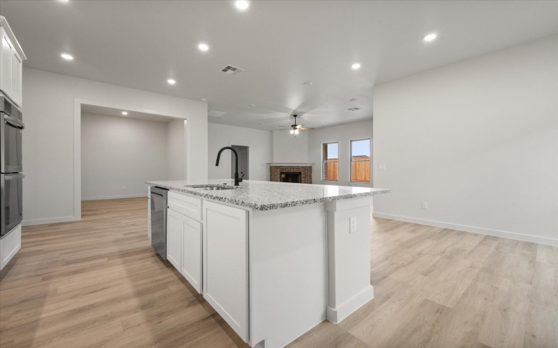 2903 Tractor Avenue, Wolfforth, TX 79382, 4 Habitaciones Habitaciones , ,3 BañosBaños,Residential,En Venta,2903 Tractor Avenue,0,202602075