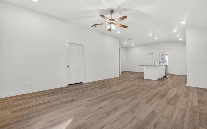 13827 Gary Avenue, Lubbock, TX 79423, 3 Bedrooms Bedrooms, ,2 BathroomsBathrooms,Residential,For Sale,13827 Gary Avenue,0,202602076