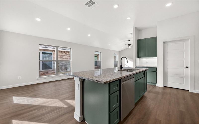 3111 140th Street, Lubbock, TX 79423, 4 Bedrooms Bedrooms, ,2 BathroomsBathrooms,Residential,For Sale,3111 140th Street,0,202602080