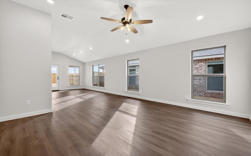 3111 140th Street, Lubbock, TX 79423, 4 Bedrooms Bedrooms, ,2 BathroomsBathrooms,Residential,For Sale,3111 140th Street,0,202602080