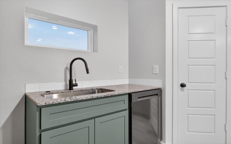 8323 25th Street, Lubbock, TX 79407, 1 Dormitorio Habitaciones , ,1 BañoBaños,Residential,En Venta,8323 25th Street,0,202602086