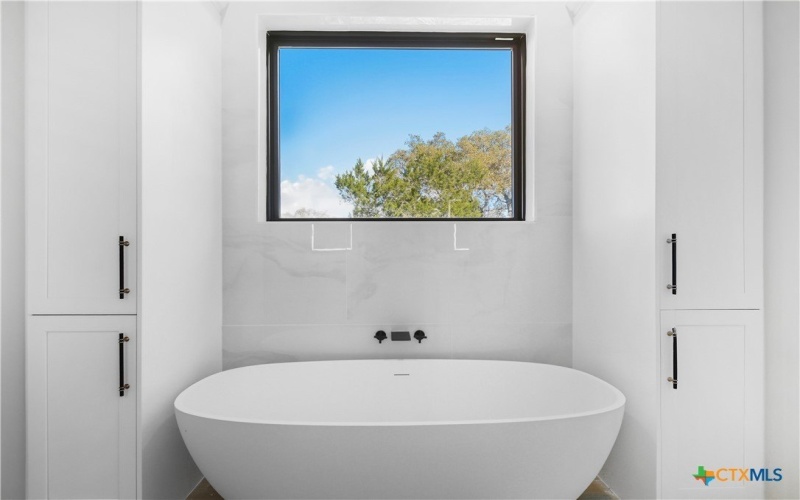 106 Broken Bow, Horseshoe Bay, TX 78657, 4 Habitaciones Habitaciones , ,3 BañosBaños,Residential,En Venta,106 Broken Bow,0,601899