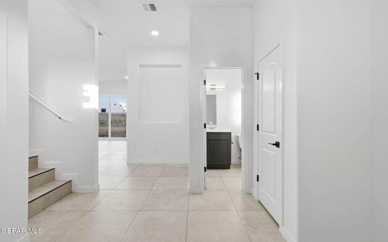 9724 Calle Cancun Street, El Paso, TX 79927, 5 Bedrooms Bedrooms, ,3 BathroomsBathrooms,Residential,For Sale,9724 Calle Cancun Street,0,938278