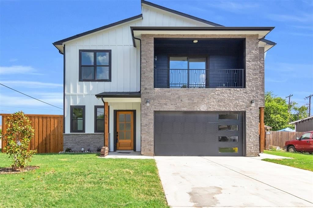 300 Cresthill Drive, Mesquite, TX 75149, 4 Bedrooms Bedrooms, ,5 BathroomsBathrooms,Residential,For Sale,300 Cresthill Drive,20576008