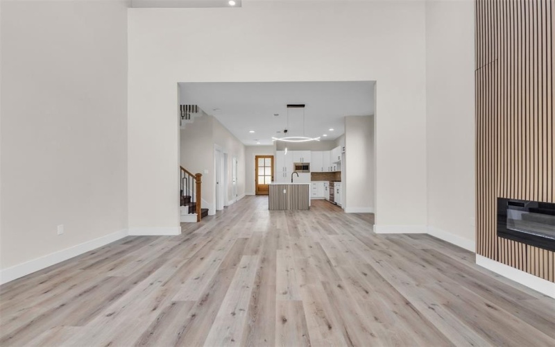 300 Cresthill Drive, Mesquite, TX 75149, 4 Bedrooms Bedrooms, ,5 BathroomsBathrooms,Residential,For Sale,300 Cresthill Drive,20576008