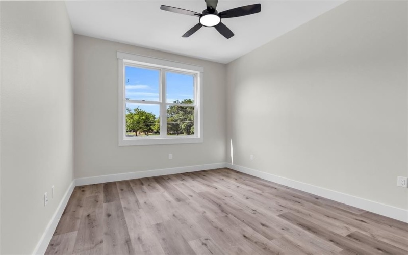 300 Cresthill Drive, Mesquite, TX 75149, 4 Bedrooms Bedrooms, ,5 BathroomsBathrooms,Residential,For Sale,300 Cresthill Drive,20576008