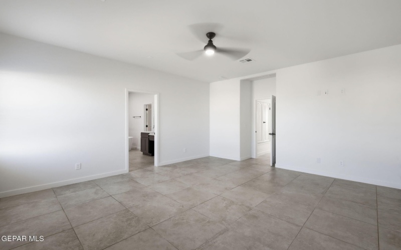 9748 Calle Cancun Street, El Paso, TX 79927, 5 Habitaciones Habitaciones , ,3 BañosBaños,Residential,En Venta,9748 Calle Cancun Street,0,938289