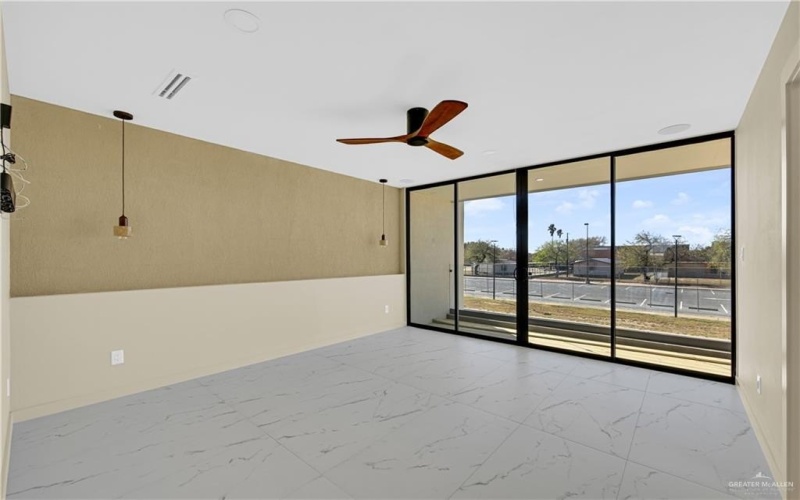 1406 S 7th Avenue, Edinburg, TX 78539, 2 Bedrooms Bedrooms, ,2 BathroomsBathrooms,Residential,For Sale,1406 S 7th Avenue,0,491276