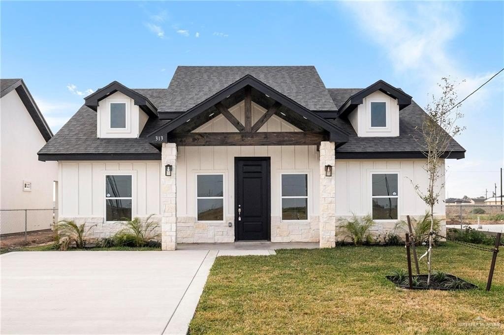 313 Barcelona Street, Donna, TX 78537, 3 Bedrooms Bedrooms, ,2 BathroomsBathrooms,Residential,For Sale,313 Barcelona Street,0,494904