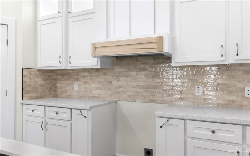 313 Barcelona Street, Donna, TX 78537, 3 Bedrooms Bedrooms, ,2 BathroomsBathrooms,Residential,For Sale,313 Barcelona Street,0,494904