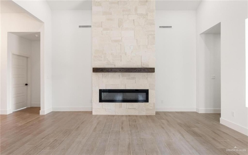 2109 Zinnia Street, Weslaco, TX 78596, 3 Habitaciones Habitaciones , ,2 BañosBaños,Residential,En Venta,2109 Zinnia Street,0,494945