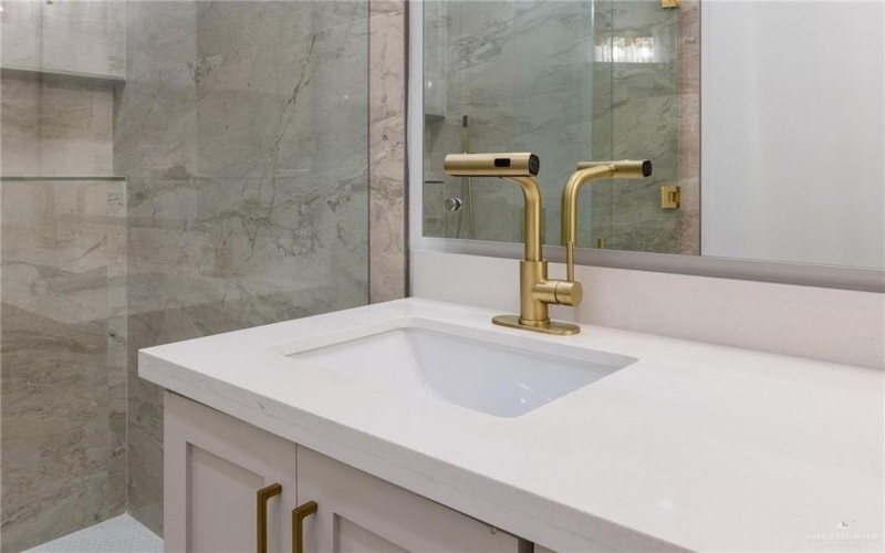 2109 Zinnia Street, Weslaco, TX 78596, 3 Habitaciones Habitaciones , ,2 BañosBaños,Residential,En Venta,2109 Zinnia Street,0,494945