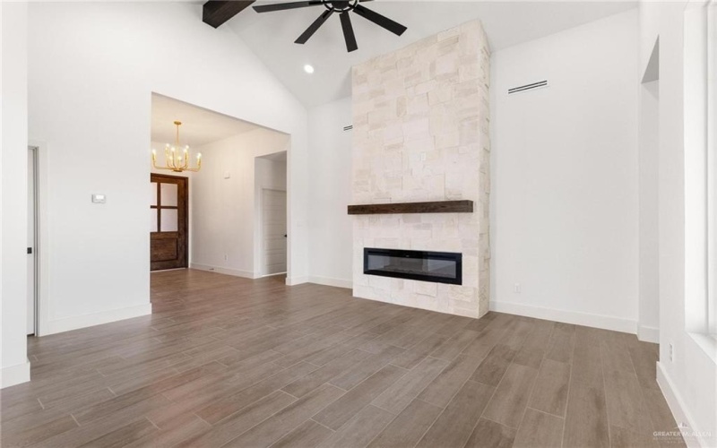 2109 Zinnia Street, Weslaco, TX 78596, 3 Habitaciones Habitaciones , ,2 BañosBaños,Residential,En Venta,2109 Zinnia Street,0,494945