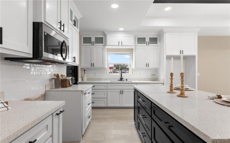 712 E Ricky Crossland, Elsa, TX 78543, 3 Bedrooms Bedrooms, ,2 BathroomsBathrooms,Residential,For Sale,712 E Ricky Crossland,0,494960