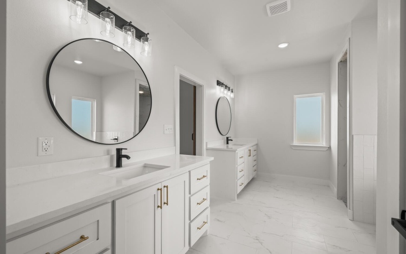 9425 County Road 5300, Shallowater, TX 79363, 3 Bedrooms Bedrooms, ,2 BathroomsBathrooms,Residential,For Sale,9425 County Road 5300,0,202602121