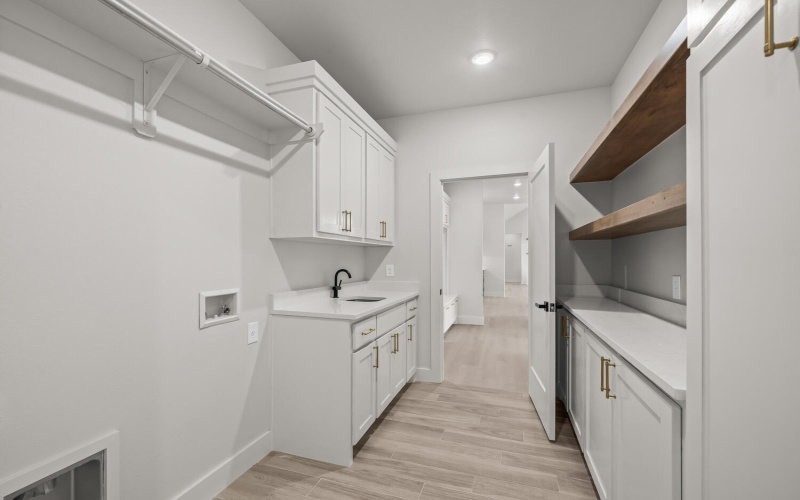 9425 County Road 5300, Shallowater, TX 79363, 3 Bedrooms Bedrooms, ,2 BathroomsBathrooms,Residential,For Sale,9425 County Road 5300,0,202602121