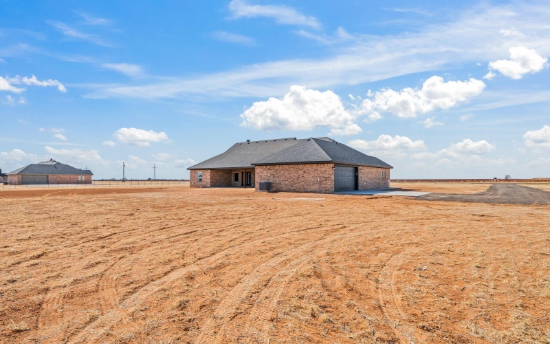 9425 County Road 5300, Shallowater, TX 79363, 3 Bedrooms Bedrooms, ,2 BathroomsBathrooms,Residential,For Sale,9425 County Road 5300,0,202602121