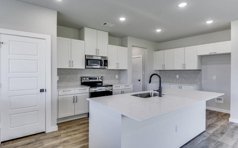 6844-6846-6848 Florance Drive, Midlothian, TX 76065, 18 Habitaciones Habitaciones , ,7 BañosBaños,Residential Multi Family,En Venta,6844-6846-6848 Florance Drive,0,21180141