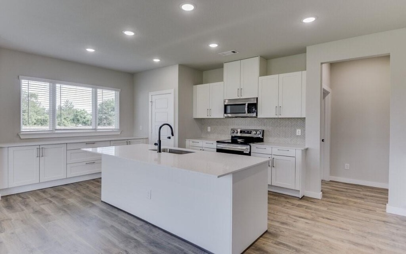 6844-6846-6848 Florance Drive, Midlothian, TX 76065, 18 Habitaciones Habitaciones , ,7 BañosBaños,Residential Multi Family,En Venta,6844-6846-6848 Florance Drive,0,21180141