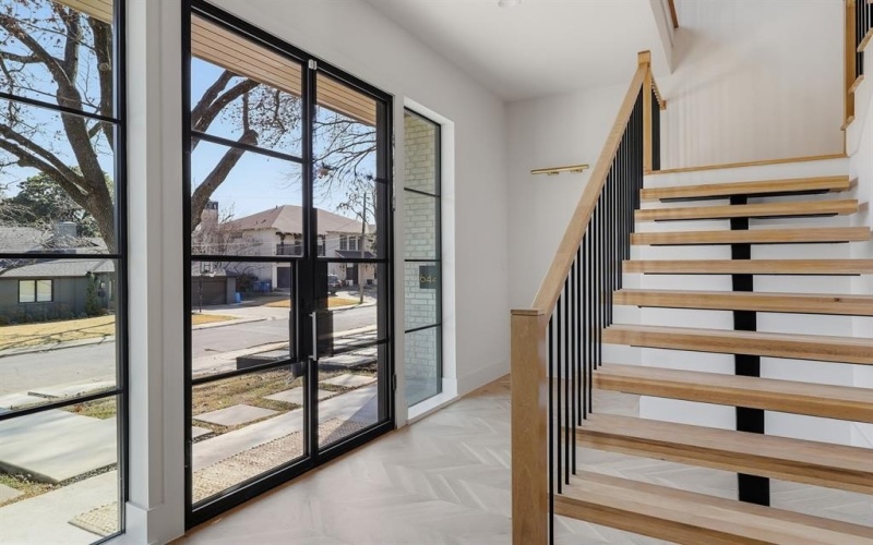 6443 Lake Circle Drive, Dallas, TX 75214, 5 Habitaciones Habitaciones , ,6 BañosBaños,Residential,En Venta,6443 Lake Circle Drive,0,21180294