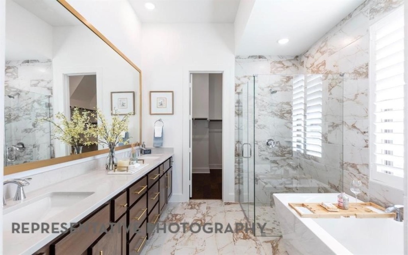 9820 Oak Glade Drive, Denton, TX 76207, 4 Bedrooms Bedrooms, ,5 BathroomsBathrooms,Residential,For Sale,9820 Oak Glade Drive,0,21180536