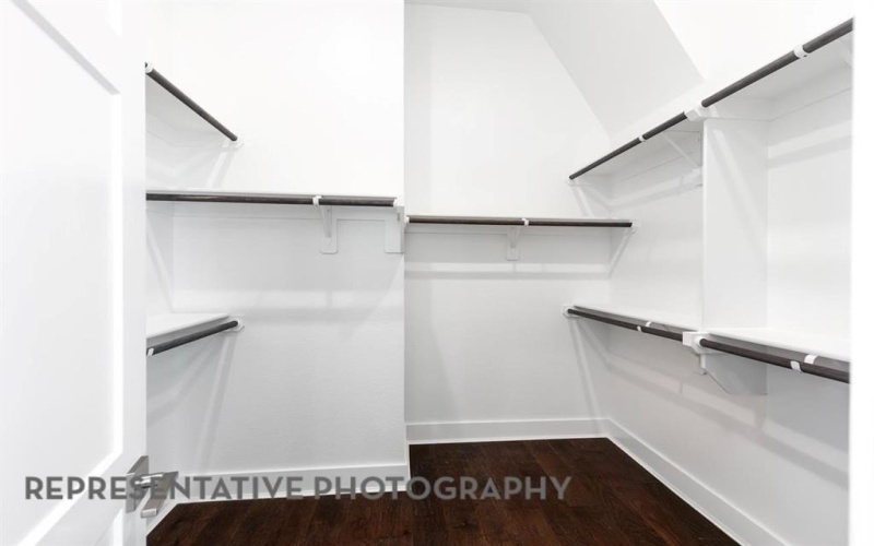 9820 Oak Glade Drive, Denton, TX 76207, 4 Bedrooms Bedrooms, ,5 BathroomsBathrooms,Residential,For Sale,9820 Oak Glade Drive,0,21180536