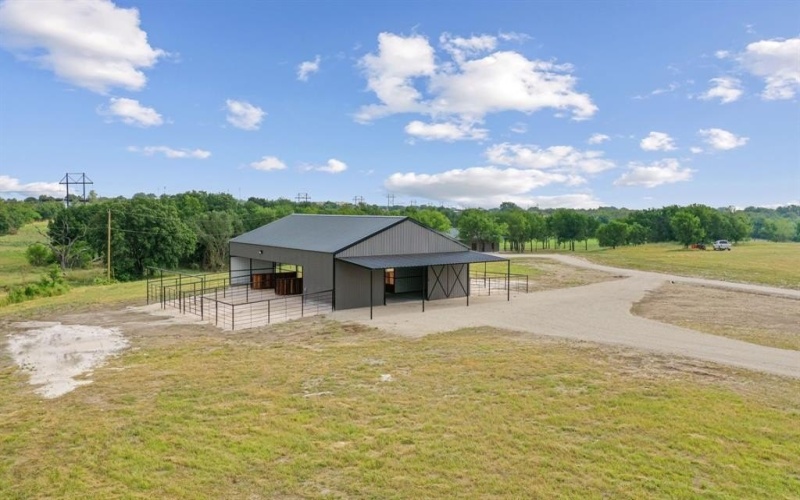 1355 County Road 304, Dublin, TX 76446, 3 Bedrooms Bedrooms, ,2 BathroomsBathrooms,Residential,For Sale,1355 County Road 304,0,20634210