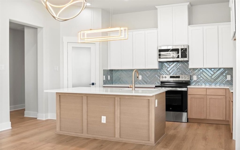 407 Lora Sue Court, Italy, TX 76651, 3 Bedrooms Bedrooms, ,2 BathroomsBathrooms,Residential,For Sale,407 Lora Sue Court,0,21180943