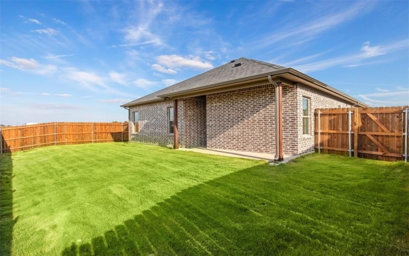 407 Lora Sue Court, Italy, TX 76651, 3 Bedrooms Bedrooms, ,2 BathroomsBathrooms,Residential,For Sale,407 Lora Sue Court,0,21180943