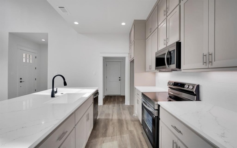 201 Rosa Street, Waxahachie, TX 75165, 3 Bedrooms Bedrooms, ,2 BathroomsBathrooms,Residential,For Sale,201 Rosa Street,0,21180999