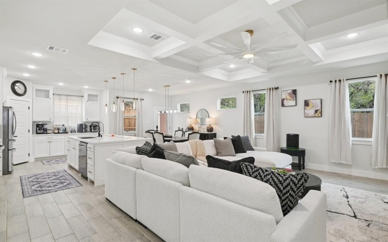 5601 San Jacinto Drive, Granbury, TX 76048, 3 Habitaciones Habitaciones , ,2 BañosBaños,Residential,En Venta,5601 San Jacinto Drive,0,21181017