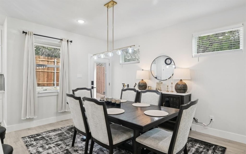 5601 San Jacinto Drive, Granbury, TX 76048, 3 Habitaciones Habitaciones , ,2 BañosBaños,Residential,En Venta,5601 San Jacinto Drive,0,21181017