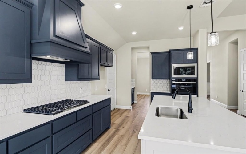 7020 Southrock Road, Midlothian, TX 76065, 4 Bedrooms Bedrooms, ,2 BathroomsBathrooms,Residential,For Sale,7020 Southrock Road,0,21181187