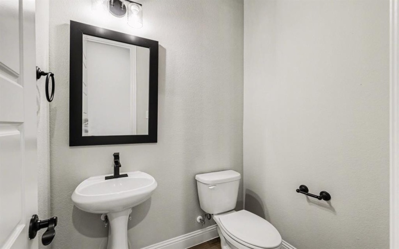 7020 Southrock Road, Midlothian, TX 76065, 4 Bedrooms Bedrooms, ,2 BathroomsBathrooms,Residential,For Sale,7020 Southrock Road,0,21181187