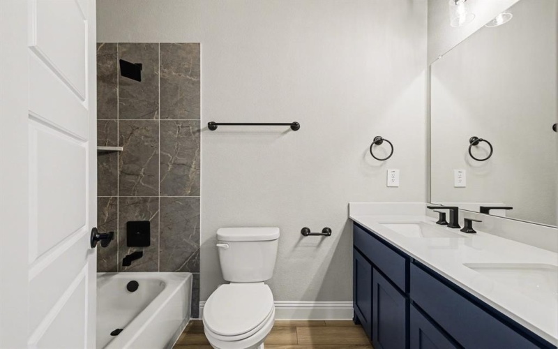 7020 Southrock Road, Midlothian, TX 76065, 4 Bedrooms Bedrooms, ,2 BathroomsBathrooms,Residential,For Sale,7020 Southrock Road,0,21181187