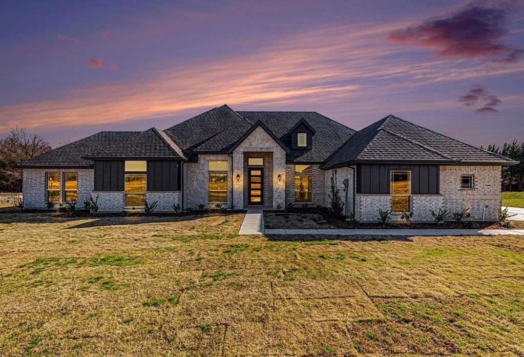 7040 Southrock Road, Midlothian, TX 76065, 4 Bedrooms Bedrooms, ,3 BathroomsBathrooms,Residential,For Sale,7040 Southrock Road,0,21181200