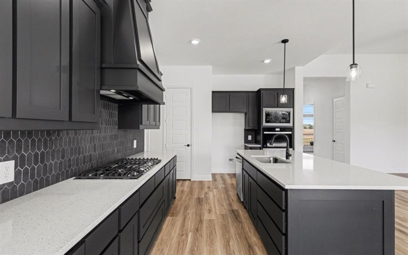 7040 Southrock Road, Midlothian, TX 76065, 4 Bedrooms Bedrooms, ,3 BathroomsBathrooms,Residential,For Sale,7040 Southrock Road,0,21181200