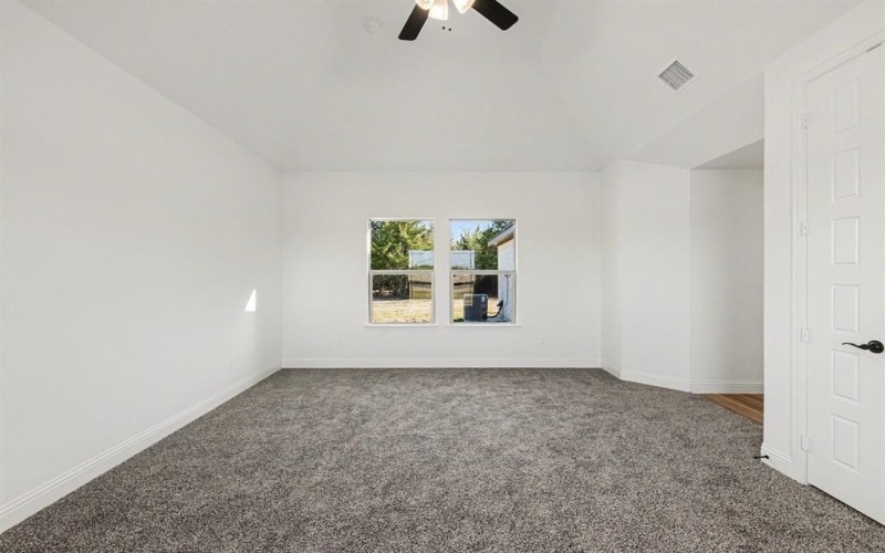 7040 Southrock Road, Midlothian, TX 76065, 4 Bedrooms Bedrooms, ,3 BathroomsBathrooms,Residential,For Sale,7040 Southrock Road,0,21181200