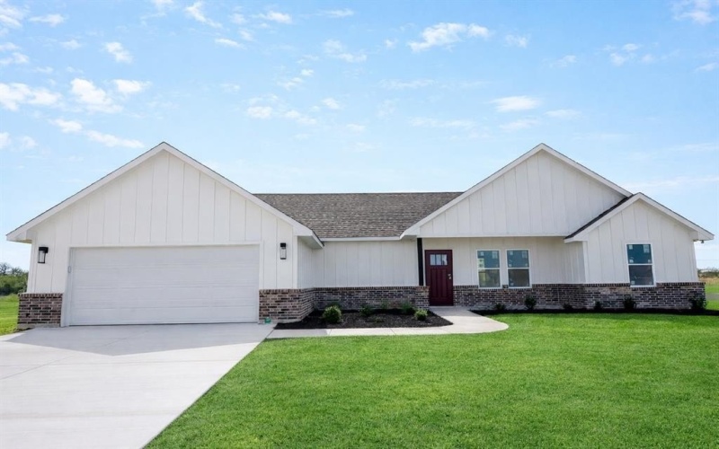 141 Zaragosa Drive, Lipan, TX 76462, 3 Bedrooms Bedrooms, ,2 BathroomsBathrooms,Residential,For Sale,141 Zaragosa Drive,0,21181227