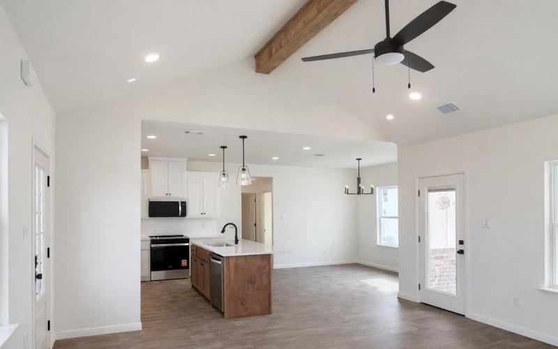 141 Zaragosa Drive, Lipan, TX 76462, 3 Bedrooms Bedrooms, ,2 BathroomsBathrooms,Residential,For Sale,141 Zaragosa Drive,0,21181227